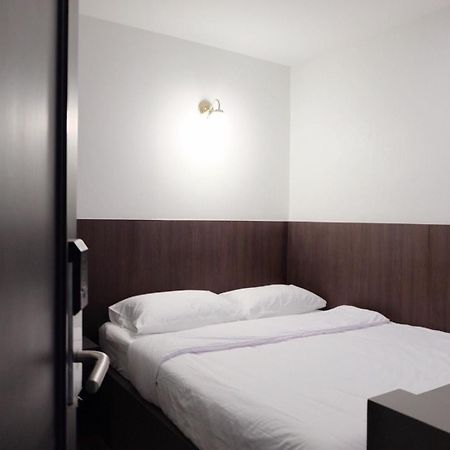 בנגקוק Four Sisters Homestay מראה חיצוני תמונה