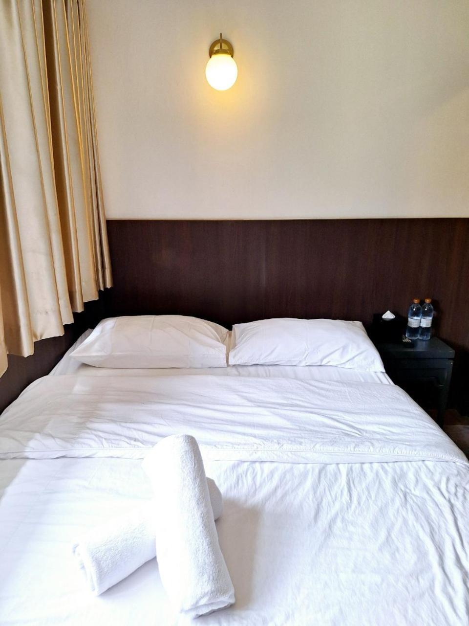 בנגקוק Four Sisters Homestay מראה חיצוני תמונה